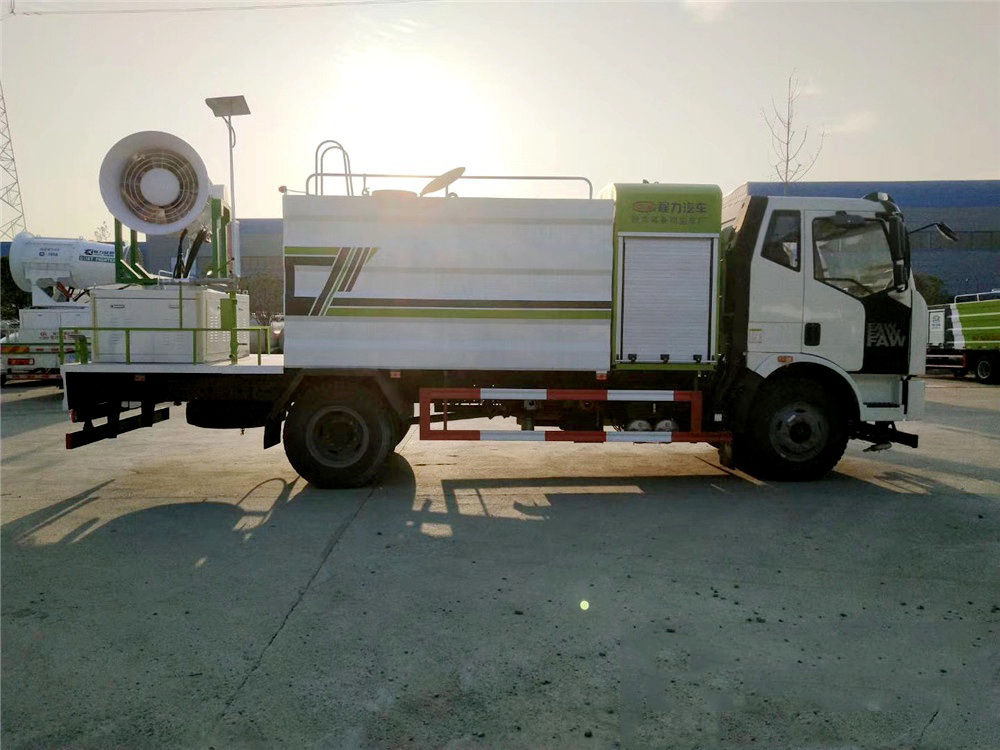 國六12方解放J6L抑塵車50-100米