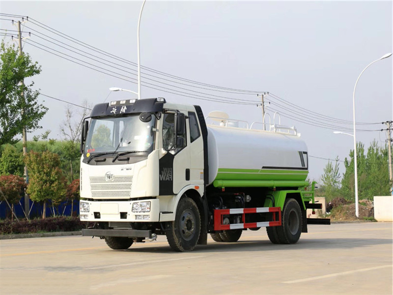 國六解放14方灑水車