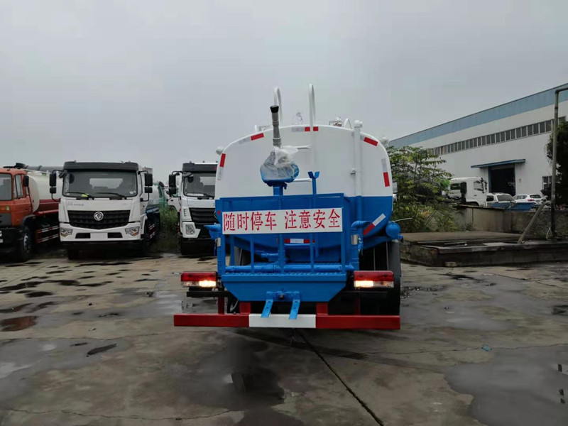 國六東風(fēng)凱普特8噸灑水車廠家報(bào)價