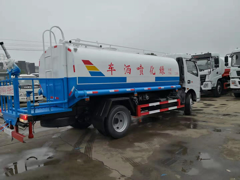 國六東風(fēng)凱普特8噸灑水車廠家報(bào)價