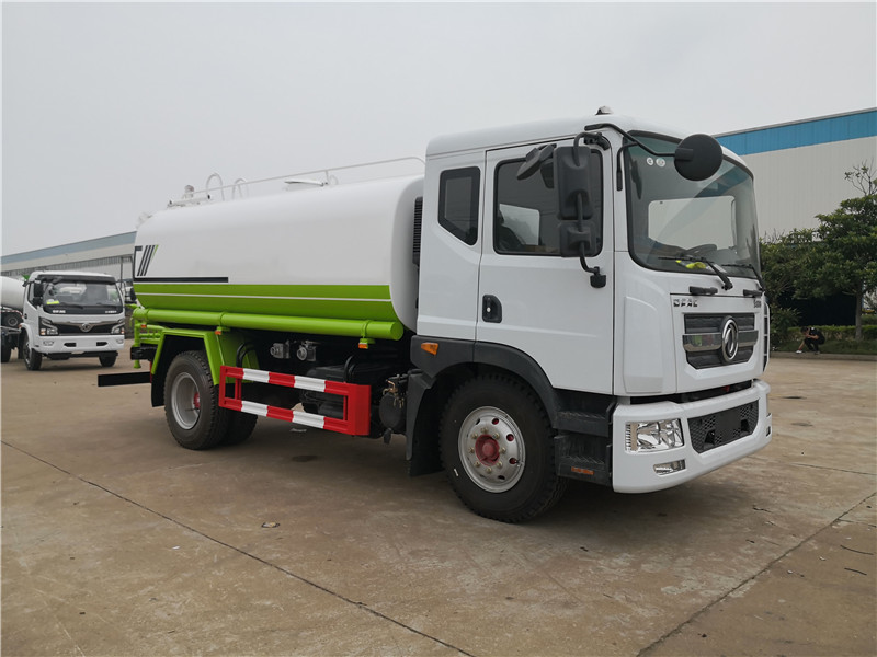 國六東風多利卡D9 12噸灑水車