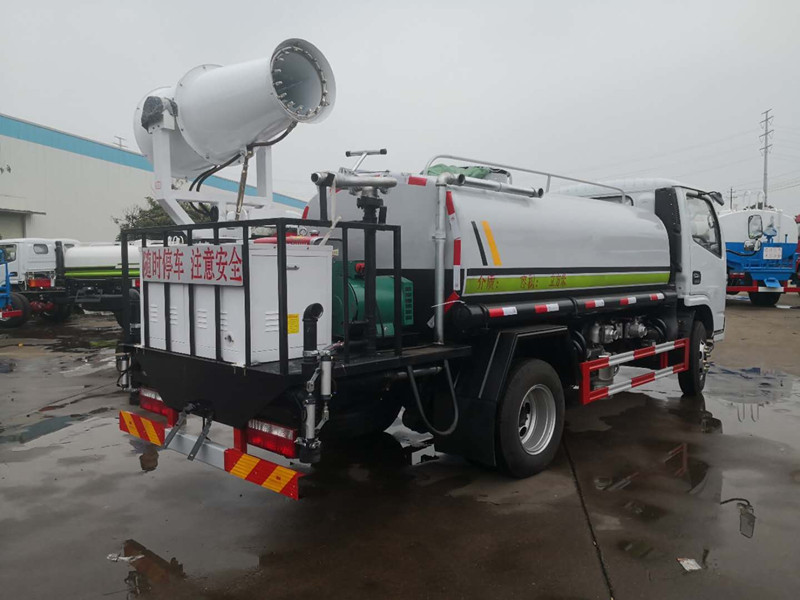 國(guó)六五噸霧炮車