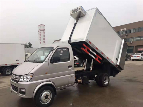 長(zhǎng)安跨越王動(dòng)物無公害處理車