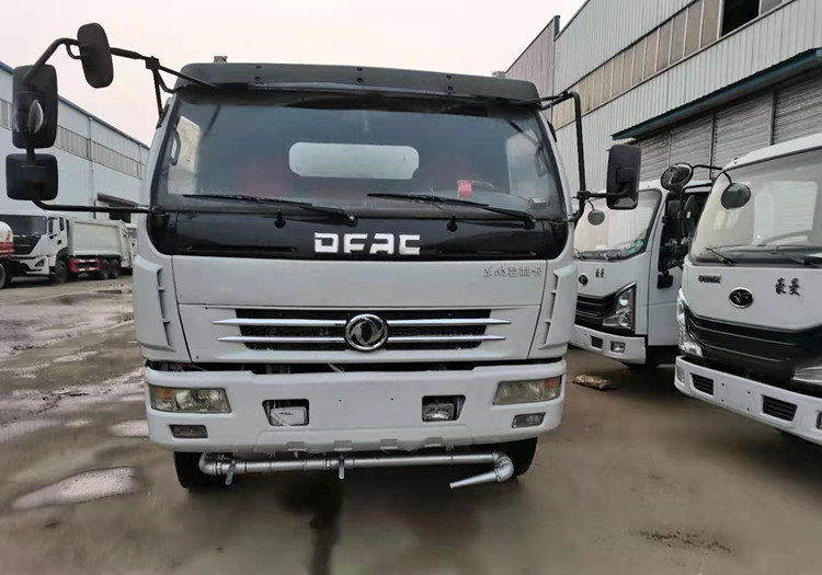 二手十噸灑水車