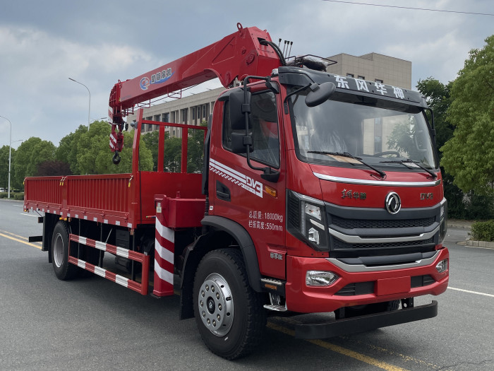 國(guó)六東風(fēng)暢行DV3單排 8噸隨車(chē)吊_隨車(chē)吊廠家