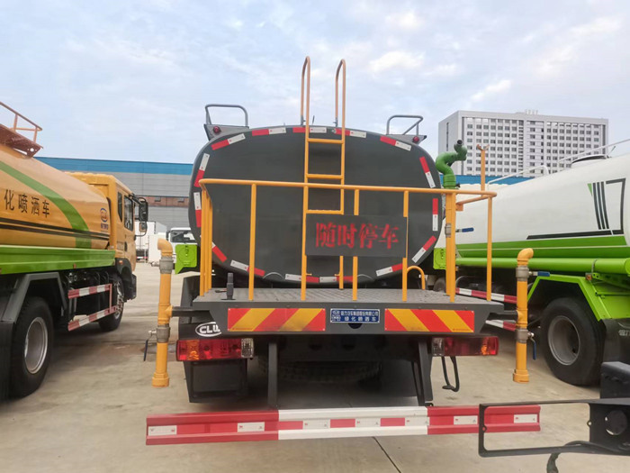 國(guó)六解放J6 12方灑水車_解放12方灑水車價(jià)格_解放12方灑水車圖片_程力灑水車廠家